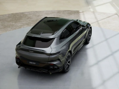 Aston martin DBX 707