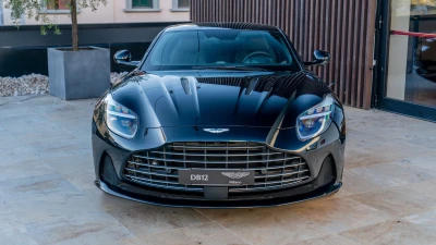 Aston martin DB12