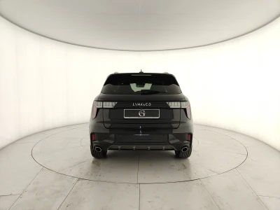 Lynk&co 01