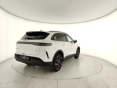 Lepas L8 PHEV