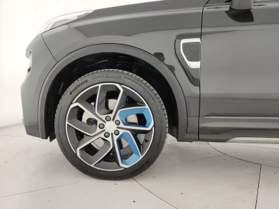 Lynk&co 01