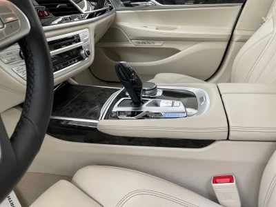 BMW SERIE 7