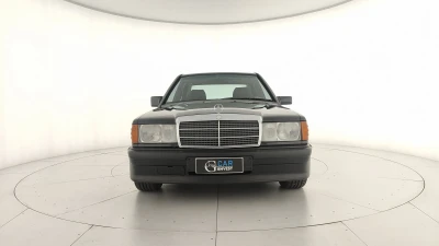 Mercedes-Benz 190
