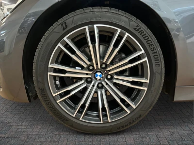 BMW SERIE 3