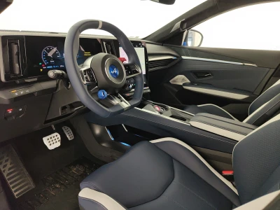 Alpine A390