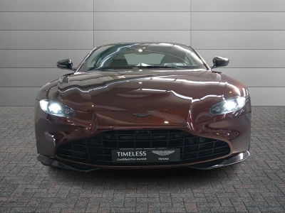 Aston martin VANTAGE