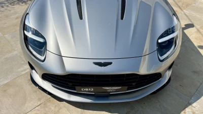 Aston martin DB12