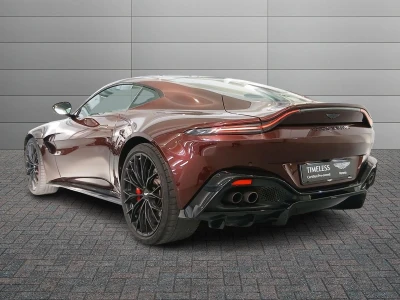 Aston martin VANTAGE