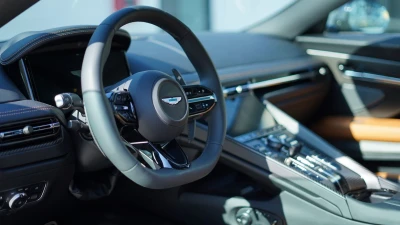 Aston martin DB12