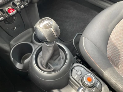 MINI 5 PORTE