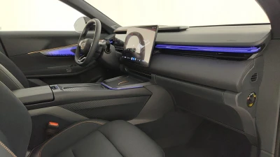 Lynk&co 08