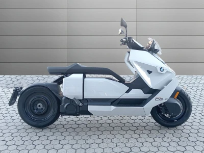 BMW Motorrad CE04