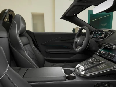 Aston martin VANTAGE ROADSTER