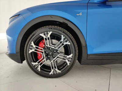 Alpine A390