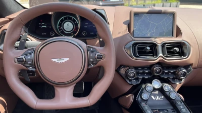 Aston martin V12 ROADSTER