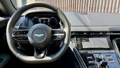 Aston martin DB12