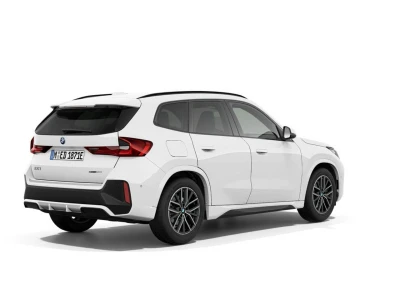 BMW i IX1