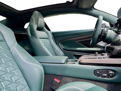 Aston martin VANQUISH