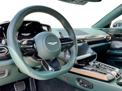 Aston martin VANQUISH