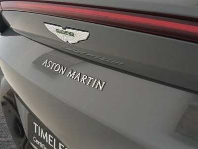 Aston martin VANTAGE