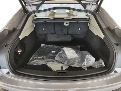 Volvo ES90