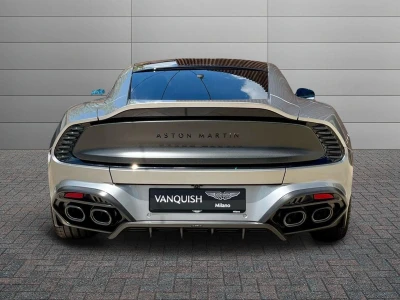 Aston martin VANQUISH