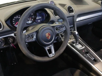 Porsche 718 Boxster
