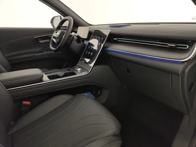 Lepas L8 PHEV