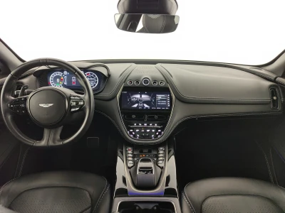 Aston martin DBX