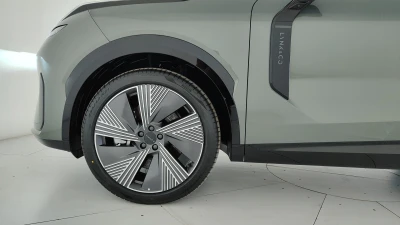 Lynk&co 08