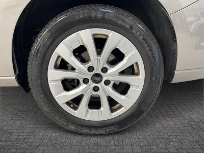 Ford Tourneo Connect V761