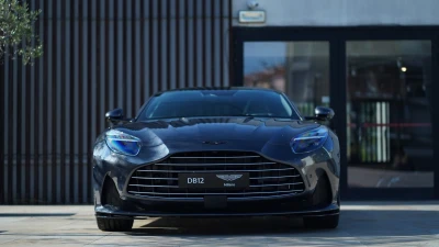 Aston martin DB12