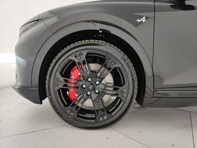 Alpine A390