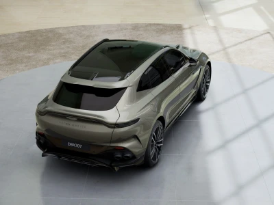 Aston martin DBX 707