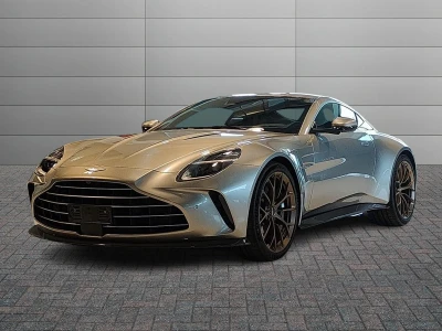 Aston martin VANTAGE