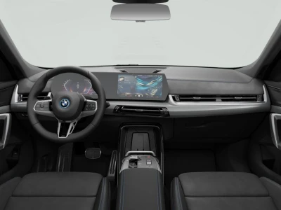 BMW i IX1
