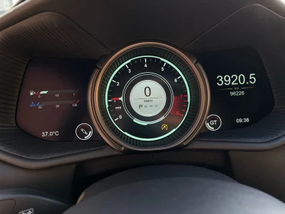 Aston martin DB11