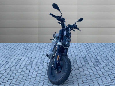 BMW Motorrad CE02