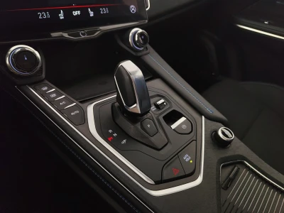 Lynk&co 01