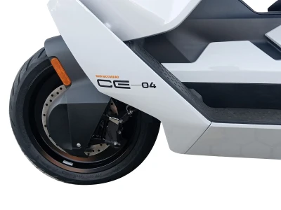 BMW Motorrad CE04