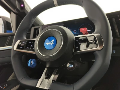 Alpine A390