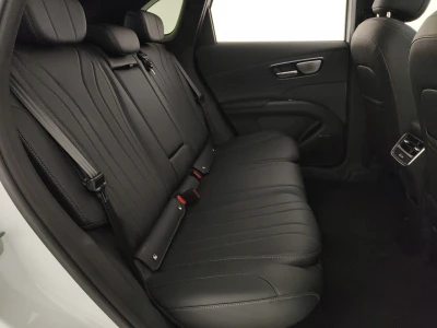 Lepas L8 PHEV