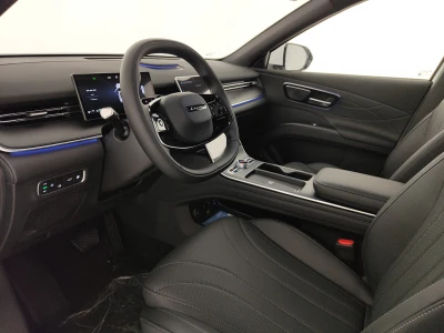 Lepas L8 PHEV