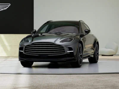 Aston martin DBX 707