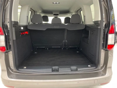 Ford Tourneo Connect V761
