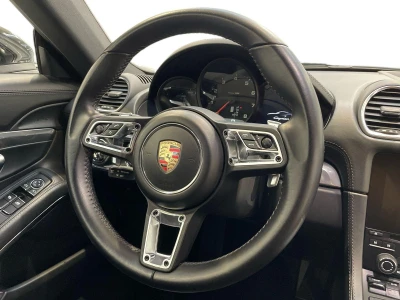 Porsche 718 Cayman