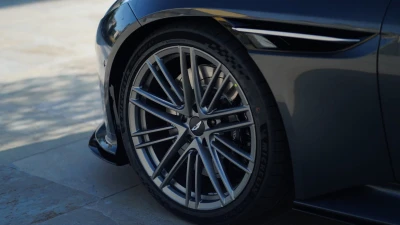 Aston martin DB12