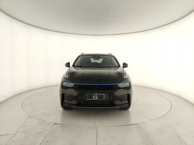 Lynk&co 01