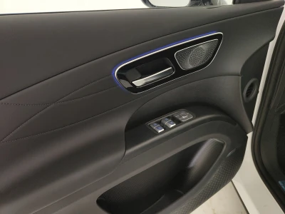 Lepas L8 PHEV
