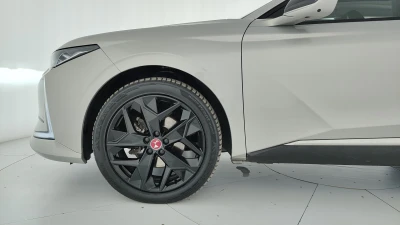 DS 4